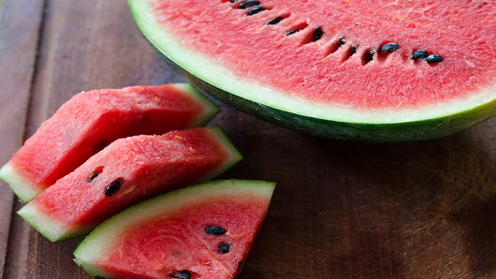 Alimentación inteligente para enfrentar el calor extremo: qué elegir y qué dejar de lado Alimentación inteligente para enfrentar el calor extremo: qué elegir y qué dejar de lado