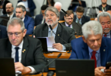 Template Colunistas – Yhuldes Giovani