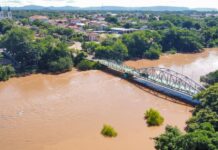 Template Colunistas – Yhuldes Giovani