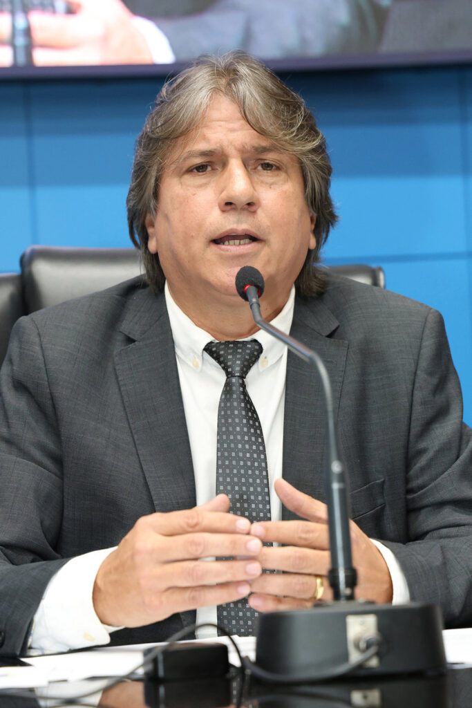 Audiência debate ampliação de atendimento no serviço de energia no interior de MS Audiência debate ampliação de atendimento no serviço de energia no interior de MS