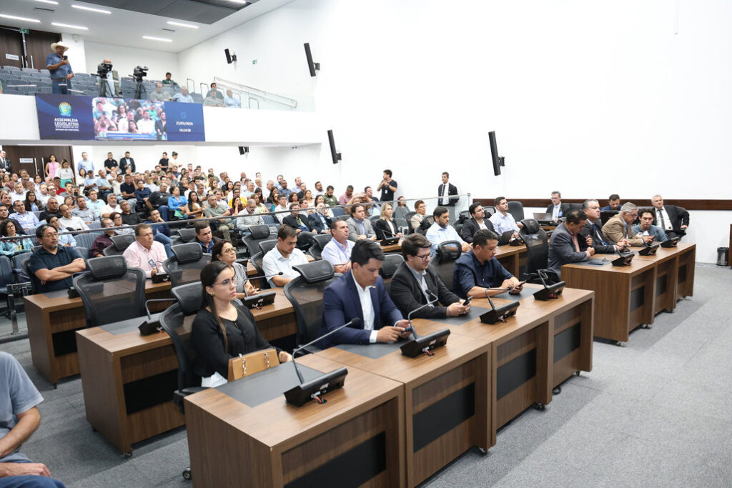 Audiência debate ampliação de atendimento no serviço de energia no interior de MS Audiência debate ampliação de atendimento no serviço de energia no interior de MS