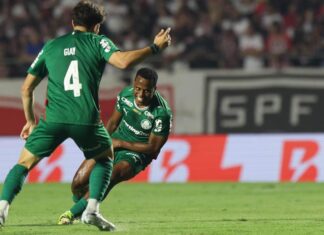 Category "Esportes" com ad especifico contratado