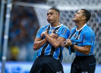 Category "Esportes" com ad especifico contratado