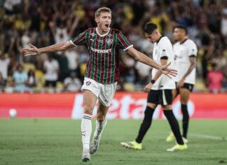 Category "Esportes" com ad especifico contratado