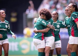 Category "Esportes" com ad especifico contratado