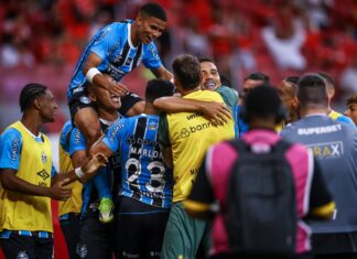 Category "Esportes" com ad especifico contratado