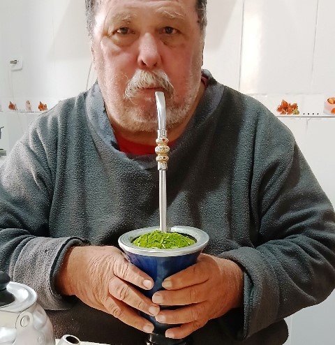 Confira os aniversariantes desse dia 08/03/26, por Dora Nunes