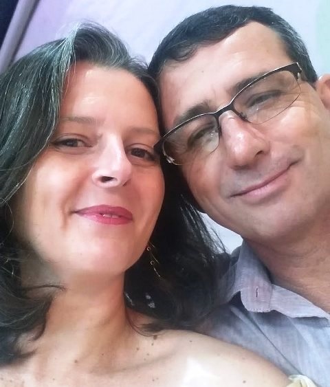 Confira os aniversariantes desse dia 08/03/26, por Dora Nunes