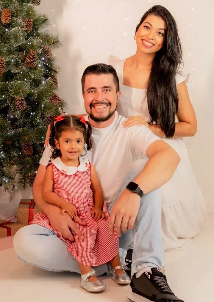 Saiba quem faz aniversário hoje, dia 25/03/26, por Dora Nunes