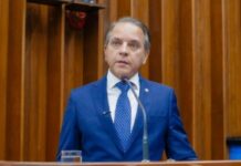 Template Colunistas – Yhuldes Giovani