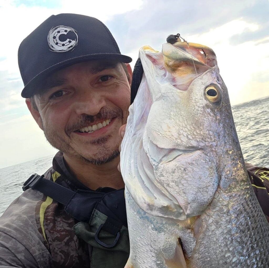 Saiba quem faz aniversário hoje, dia 22/03/26, por Dora Nunes