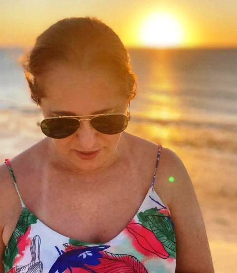 Confira os aniversariantes desse dia 08/03/26, por Dora Nunes