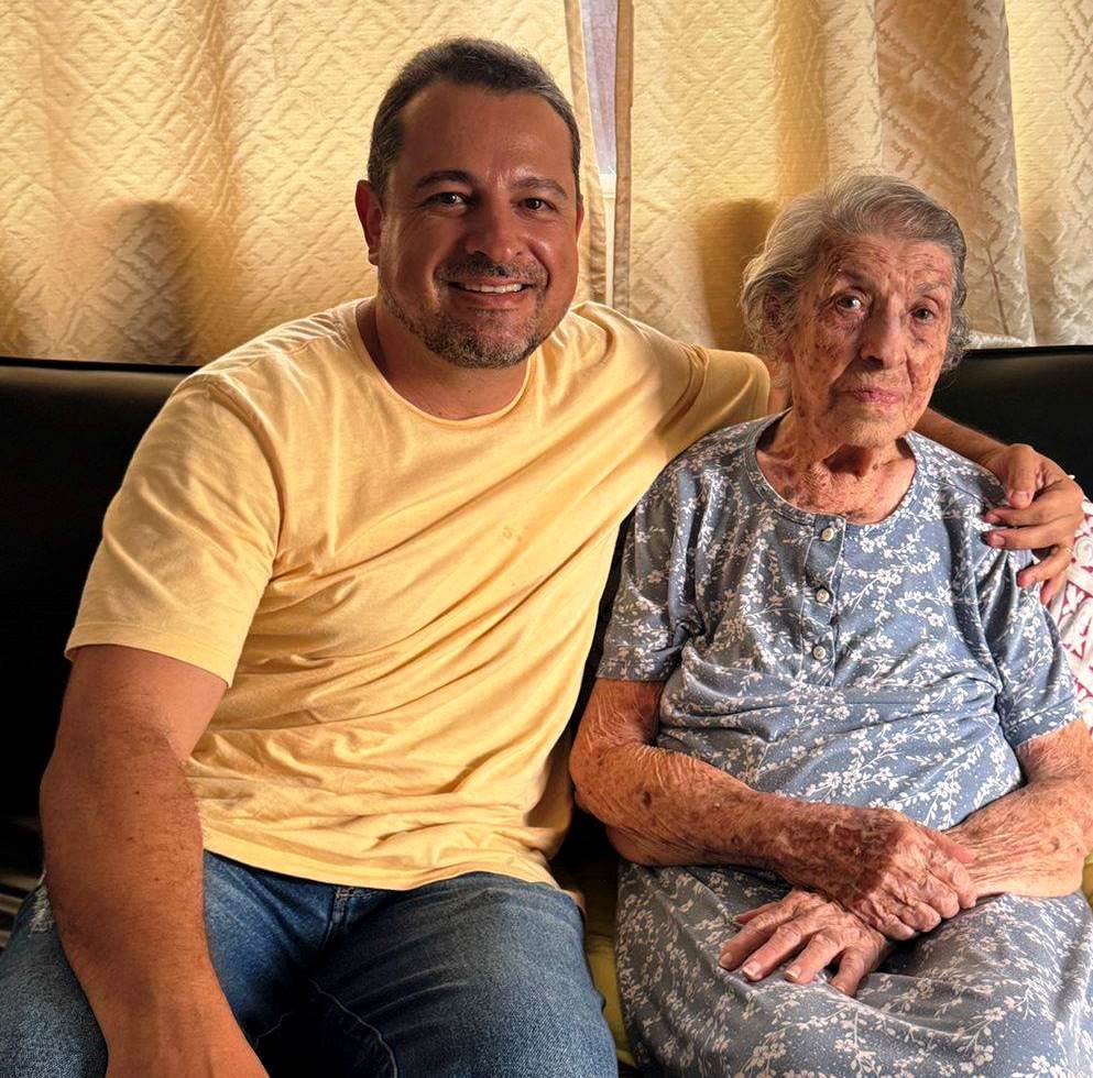 Saiba quem faz aniversário hoje, dia 22/03/26, por Dora Nunes