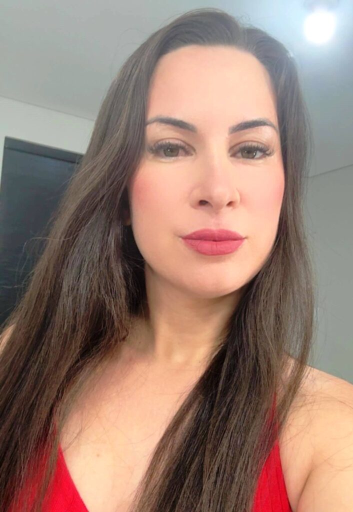 Confira os aniversariantes desse dia 02/03/26, por Dora Nunes