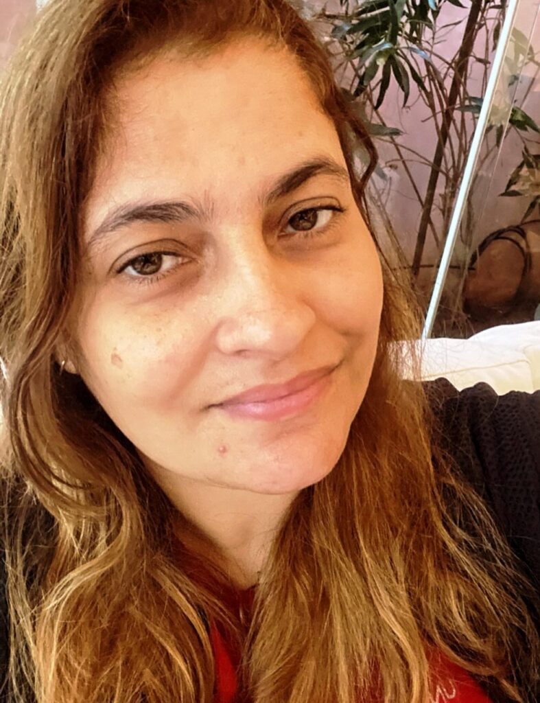 Confira os aniversariantes desse dia 24/03/26, por Dora Nunes