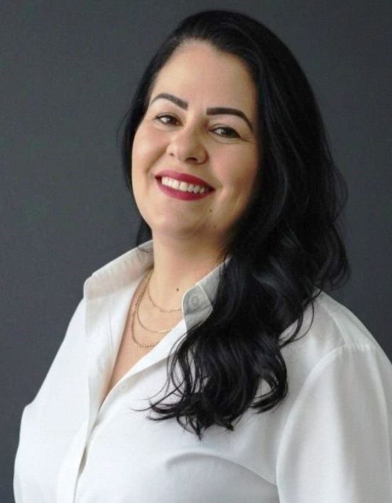 Confira os aniversariantes desse dia 18/03/26, por Dora Nunes