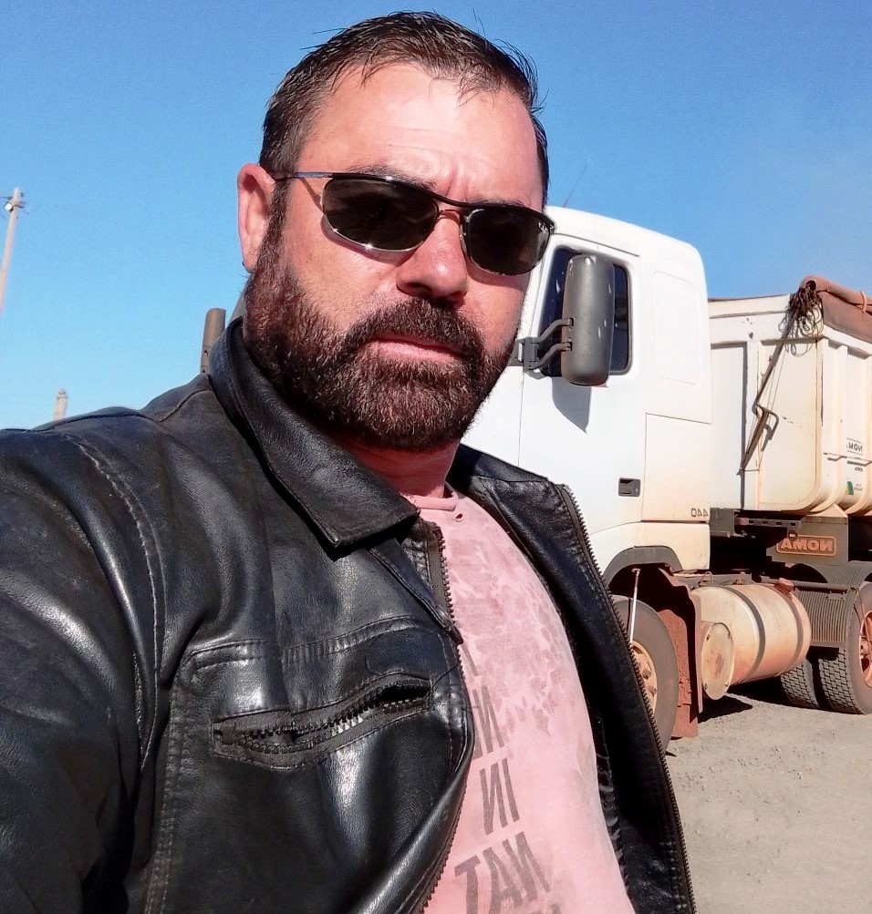 Confira os aniversariantes desse dia 27/03/26, por Dora Nunes