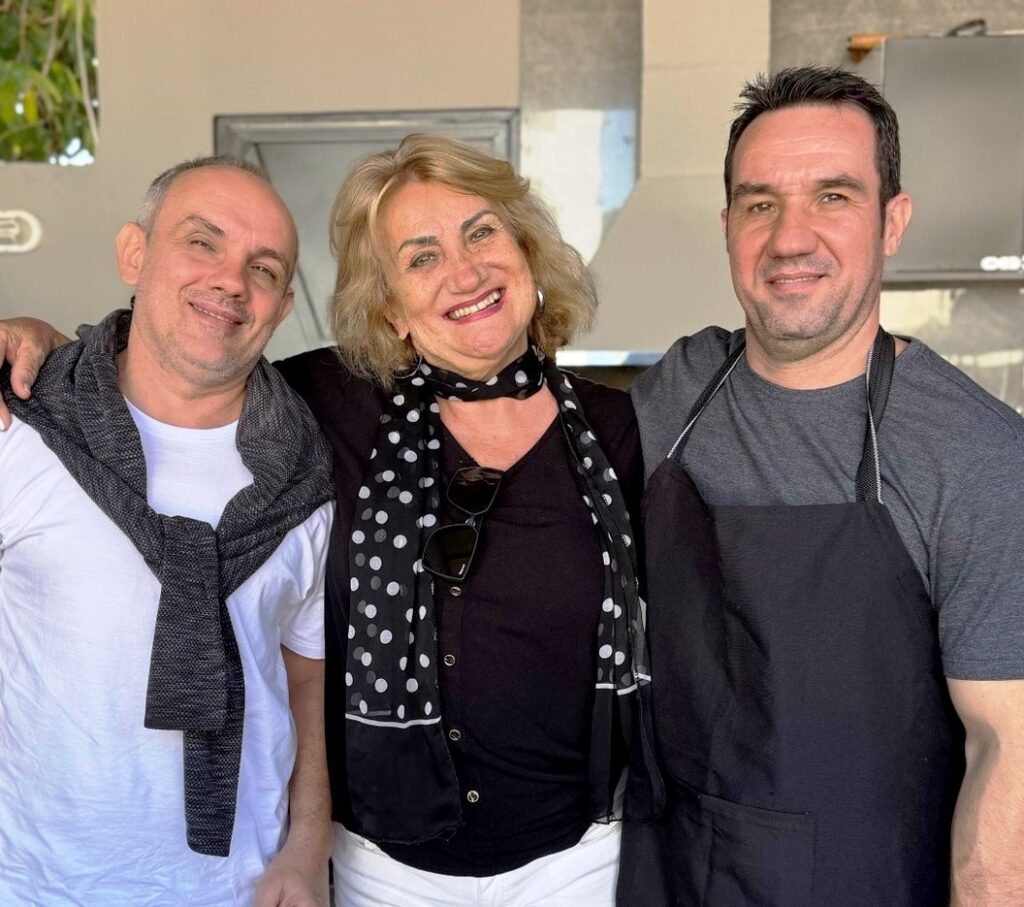 Saiba quem faz aniversário hoje, dia 25/03/26, por Dora Nunes