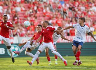 Category "Esportes" com ad especifico contratado