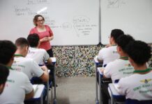 Template Colunistas – Yhuldes Giovani