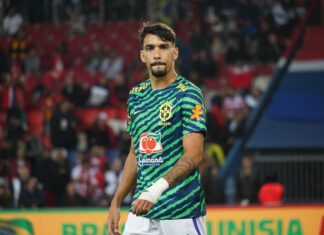 Category "Esportes" com ad especifico contratado