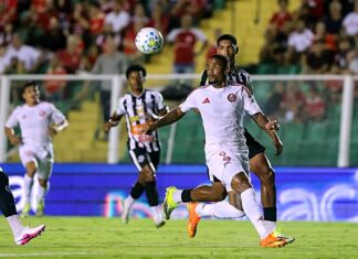 Category "Esportes" com ad especifico contratado