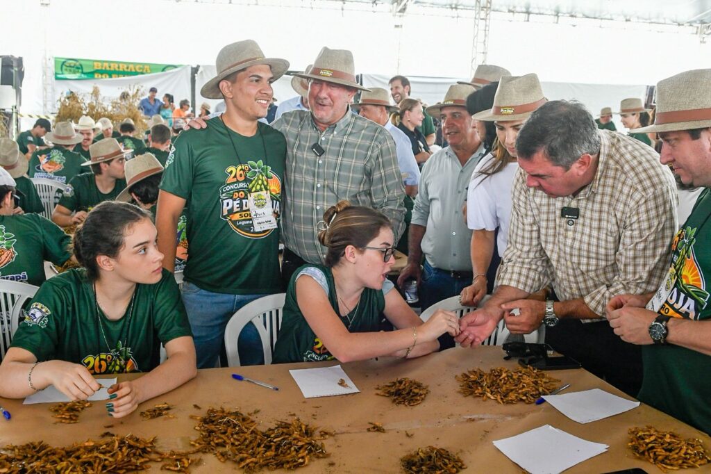 Festa do Pé de Soja Solteiro movimentou Laguna Carapã com tradição, tecnologia e safra em alta