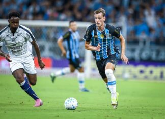 Category "Esportes" com ad especifico contratado