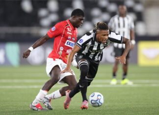 Category "Esportes" com ad especifico contratado