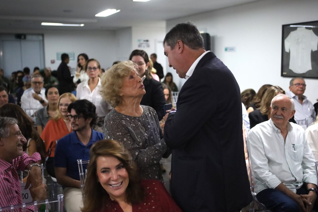 Para fortalecer o atendimento aos pacientes oncológicos em MS, Governo e HCAA inauguram mais uma ala