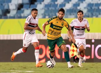 Category "Esportes" com ad especifico contratado