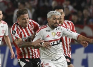Category "Esportes" com ad especifico contratado
