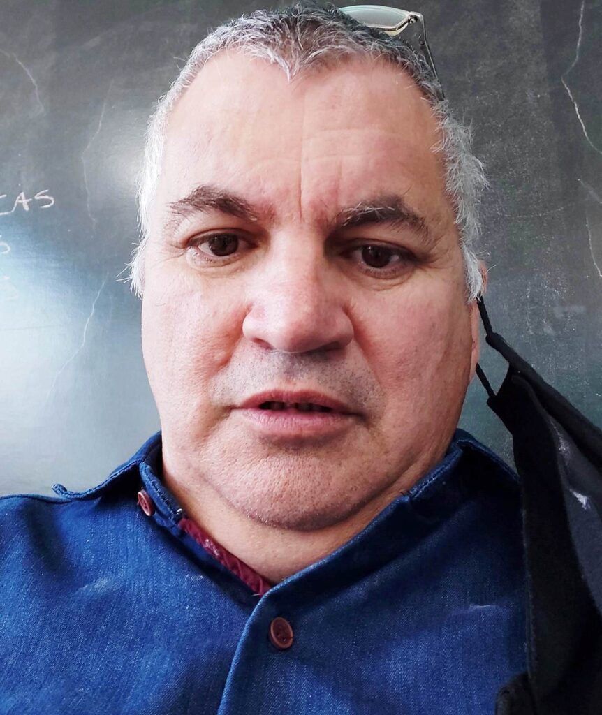 Saiba quem faz aniversário hoje, dia 08/04/26, por Dora Nunes