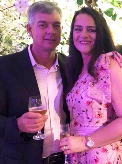 Confira os aniversariantes desse dia 01/04/26, por Dora Nunes