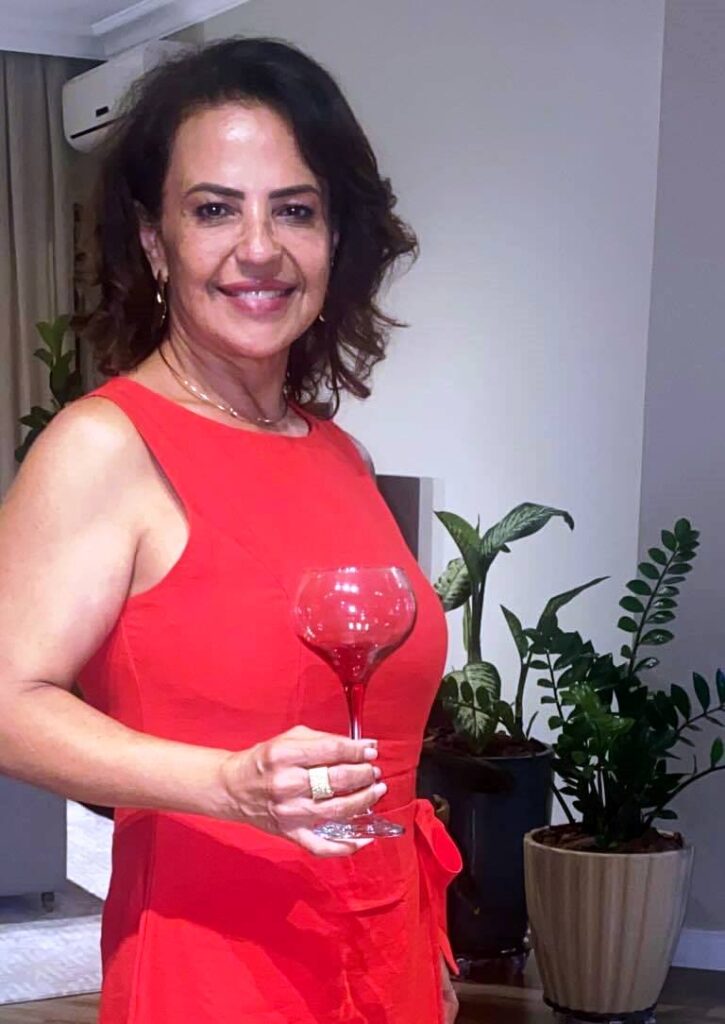 Confira os aniversariantes desse dia 07/04/26, por Dora Nunes Confira os aniversariantes desse dia 07/04/26, por Dora Nunes