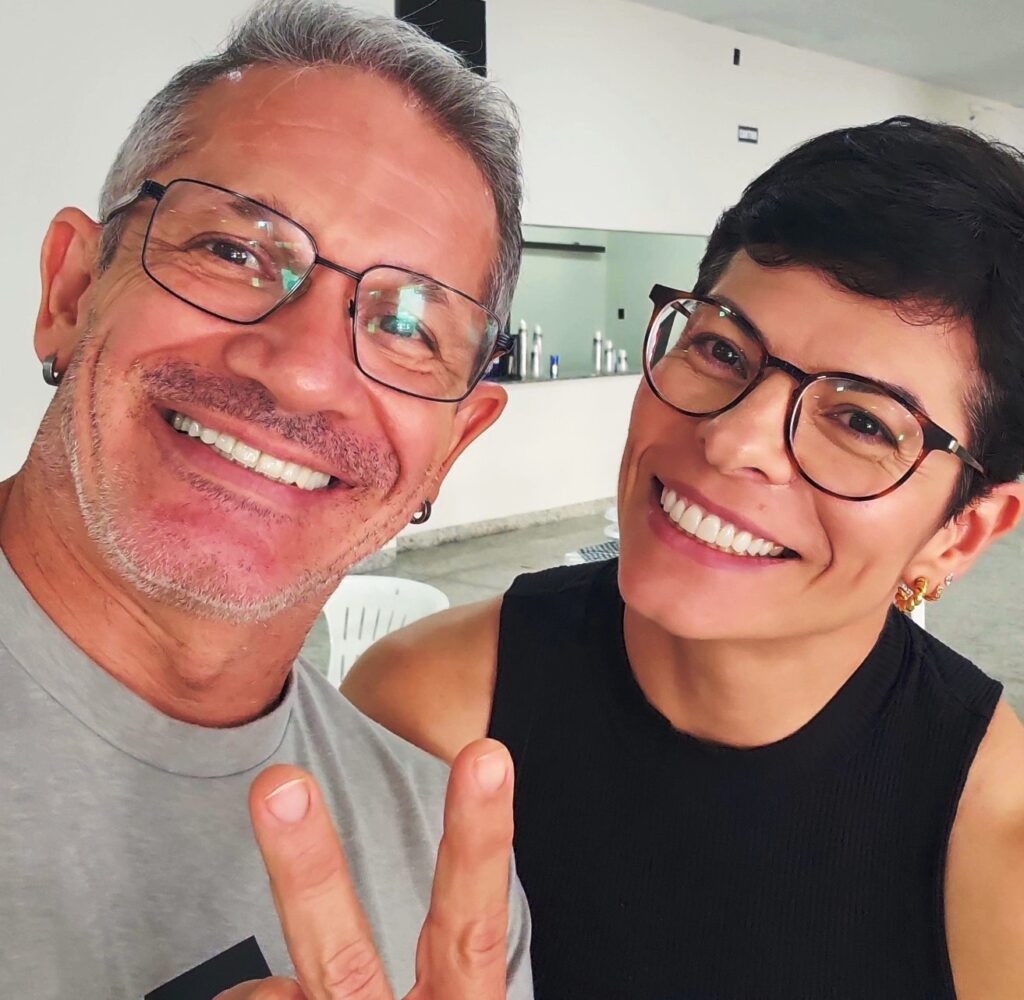 Saiba quem faz aniversário hoje, dia 08/04/26, por Dora Nunes