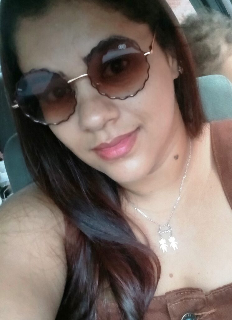 Confira os aniversariantes desse dia 01/04/26, por Dora Nunes