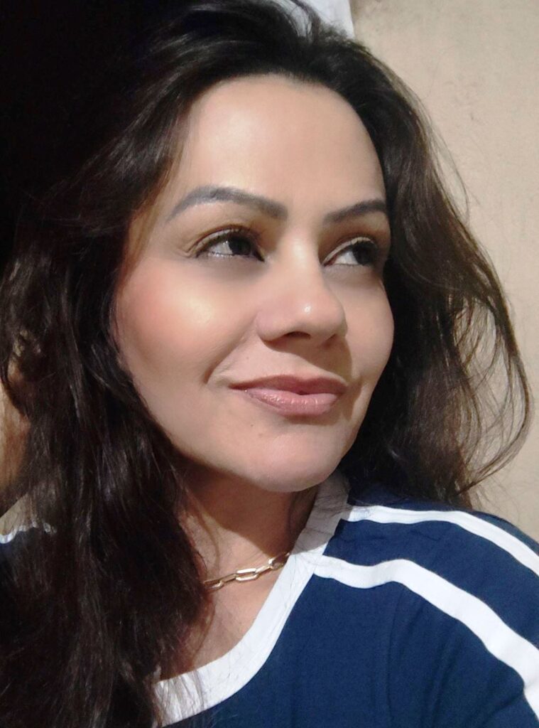 Saiba quem faz aniversário hoje, dia 12/04/26, por Dora Nunes