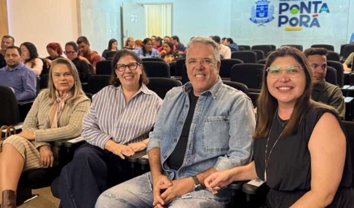 FOTO_01_PREFEITO_SECRETARIAS