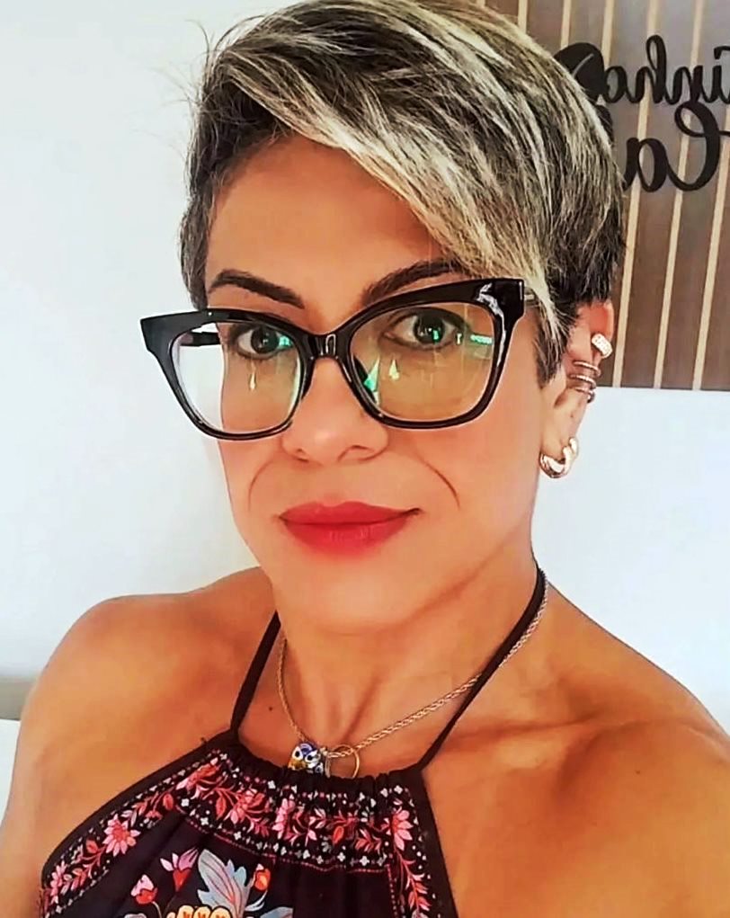 Saiba quem faz aniversário hoje, dia 12/04/26, por Dora Nunes