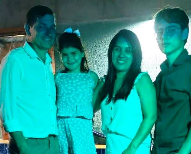 Confira os aniversariantes desse dia 17/04/26, por Dora Nunes