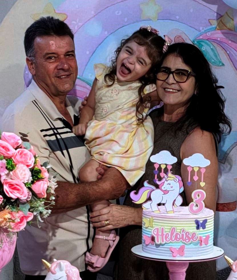 Saiba quem faz aniversário hoje, dia 25/04/26, por Dora Nunes