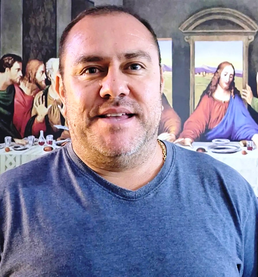 Saiba quem faz aniversário hoje, dia 25/04/26, por Dora Nunes