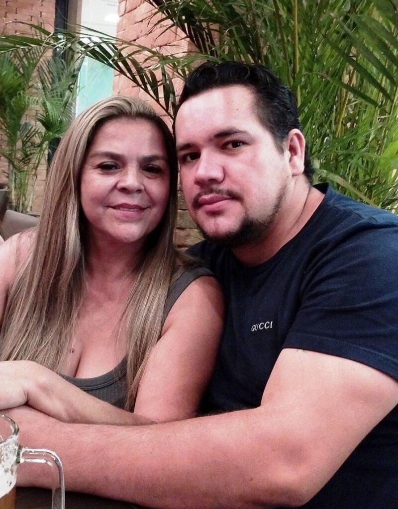 Saiba quem faz aniversário hoje, dia 05/04/26, por Dora Nunes