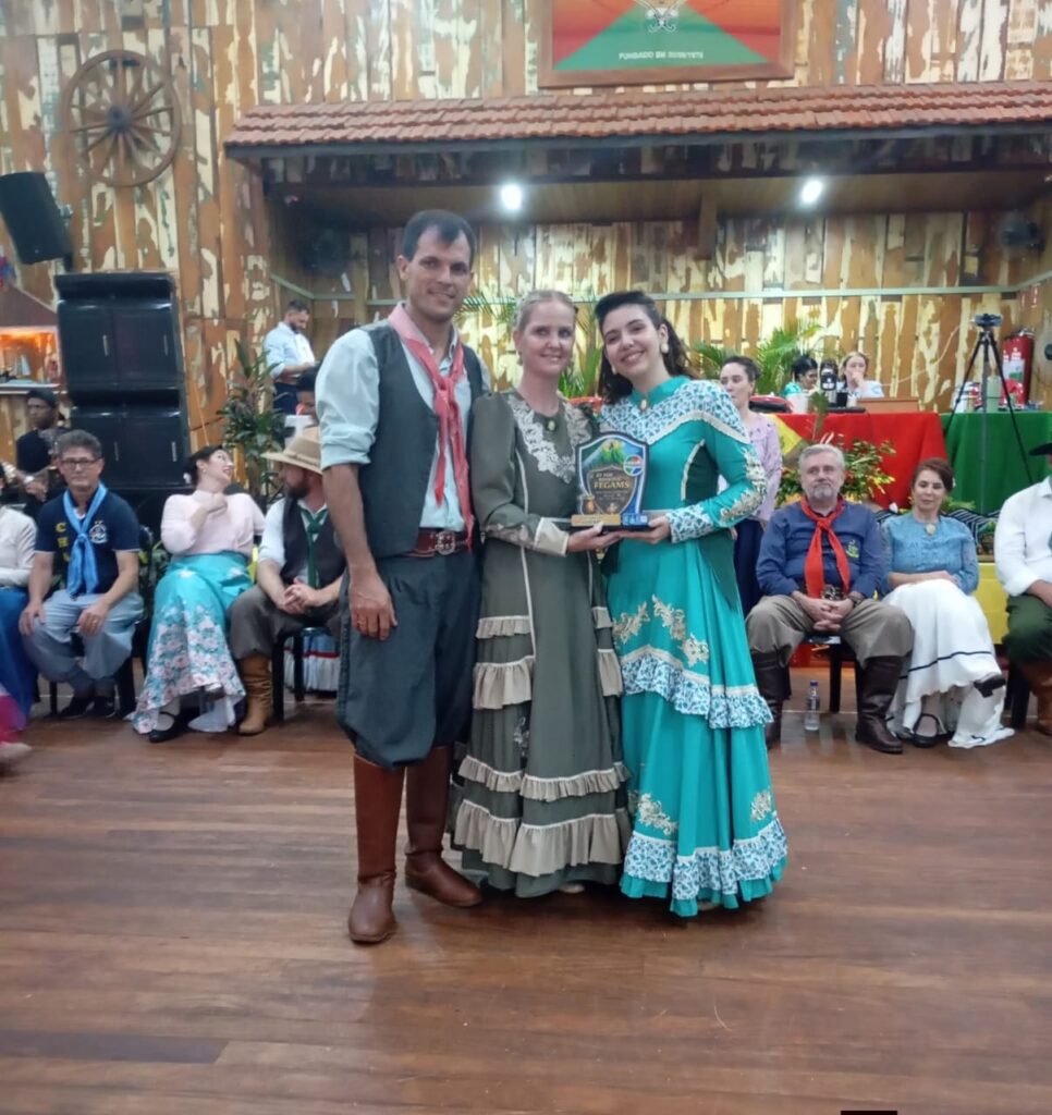 Grupo Xiru do CTG Querência da Saudade de Ponta Porã, conquista sétimo título consecutivo