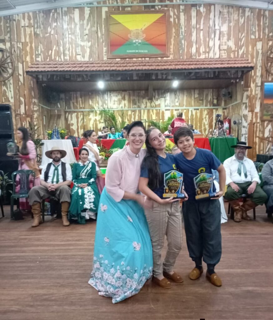 Grupo Xiru do CTG Querência da Saudade de Ponta Porã, conquista sétimo título consecutivo