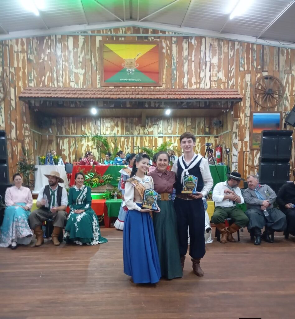 Grupo Xiru do CTG Querência da Saudade de Ponta Porã, conquista sétimo título consecutivo