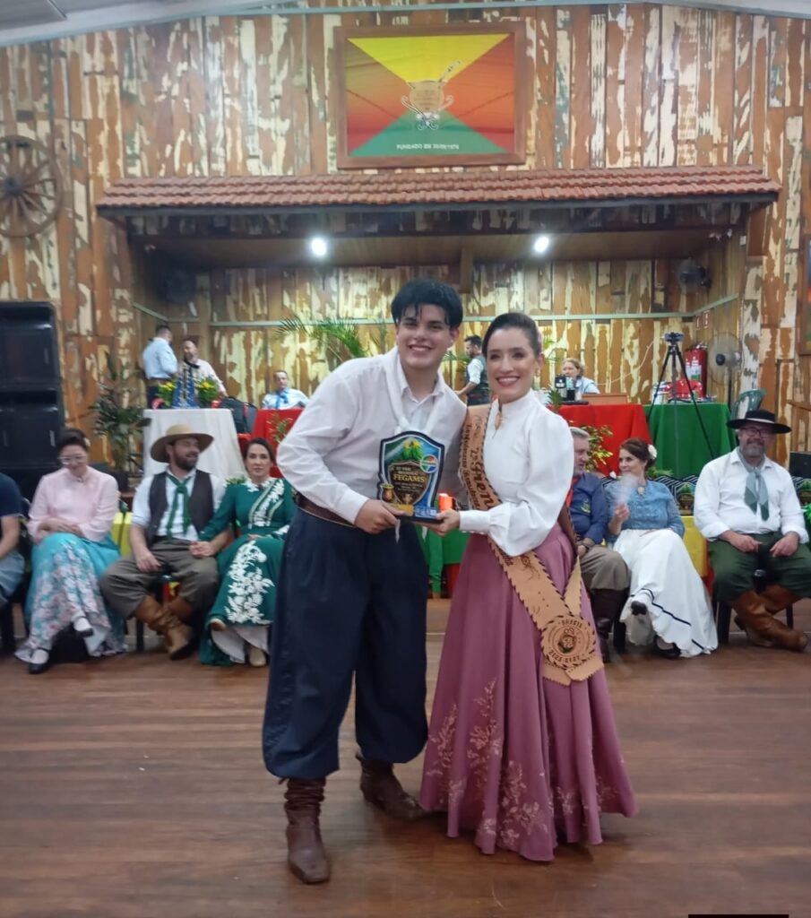 Grupo Xiru do CTG Querência da Saudade de Ponta Porã, conquista sétimo título consecutivo