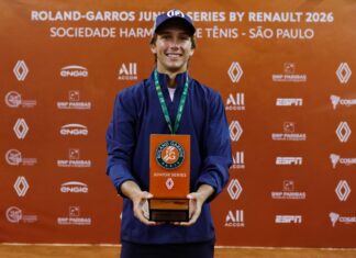 Category "Esportes" com ad especifico contratado