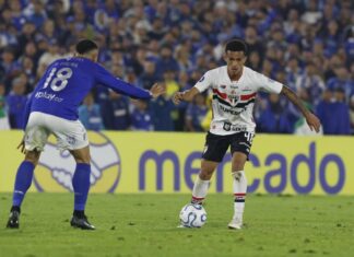 Category "Esportes" com ad especifico contratado